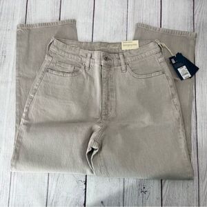 Universal Thread Vintage Straight Jeans in Grey Size 8